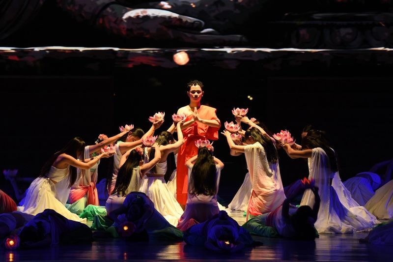 Luang Prabang: Buddhas Light Stage Show - Who should book Buddha’s Light?