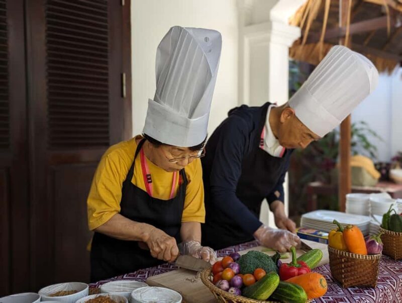 Luang Prabang: Experience a traditional Laos cooking class - Why This Experience Is Worth Considering