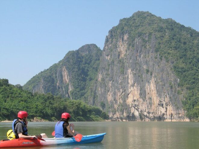Luang Prabang: Kayak Tour to Pak Ou Caves - Exploring the Sacred Pak Ou Caves