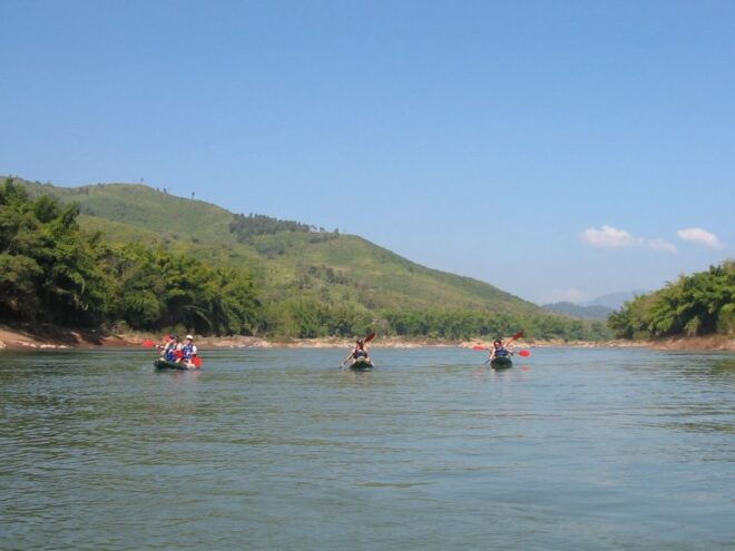 Luang Prabang: Kayak Tour to Pak Ou Caves - Scenic Lunch by the Mekong River