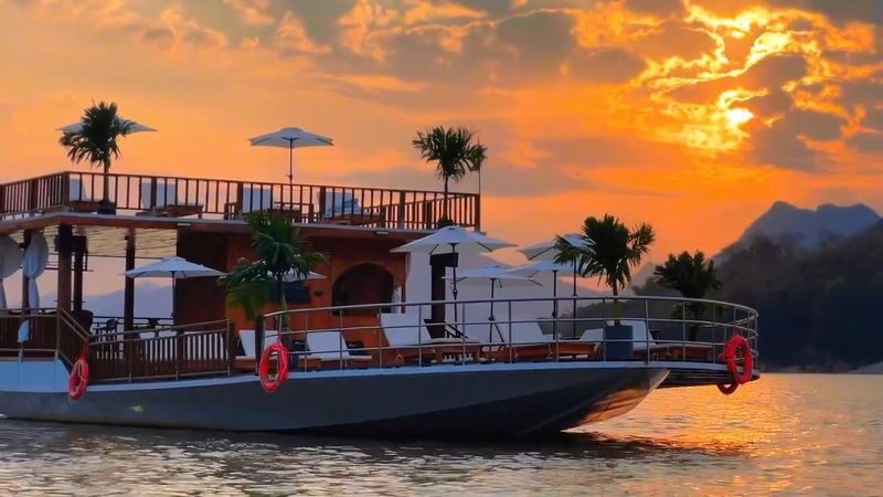 Luang Prabang: Mekong River Sunset Sightseeing Cruise - Key points to know before you book