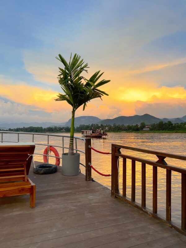 Luang Prabang: Mekong River Sunset Sightseeing Cruise - The Mekong sunset is the heart of the trip