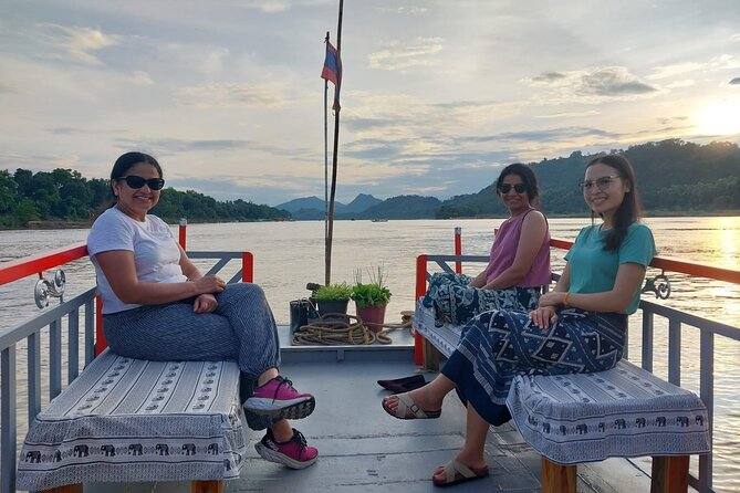 Luang Prabang Mekong Sunset Cruise and Hot Pot Dinner - Hot Pot Dinner Experience