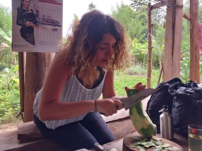 Luang Prabang: Organic Farm Experience & Hike to Kuang Si - Live Tour Guide and Pickup