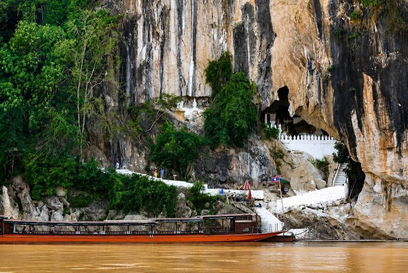 Luang Prabang Pak Ou Cave and Kuang Si Waterfall Tour with Lunch - Lunch at the elephant center