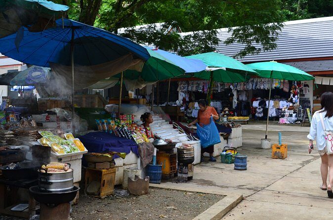 Luang Prabang Private Car Charter: Kuang Si Waterfall (5h) - FAQ