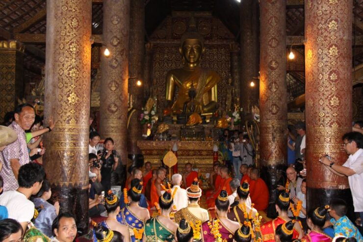 Luang Prabang: Private Must-See Sights and Mount Phousi Tour - Tour Highlights