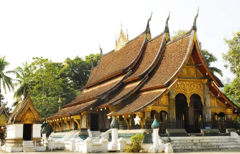 Luang Prabang:1 Hour Heritage Tour,snacks,drinks,pick-up - Good To Know