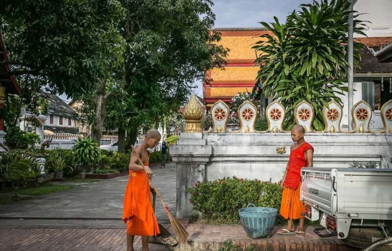 Luang Prabang:1 Hour Heritage Tour,snacks,drinks,pick-up - FAQ
