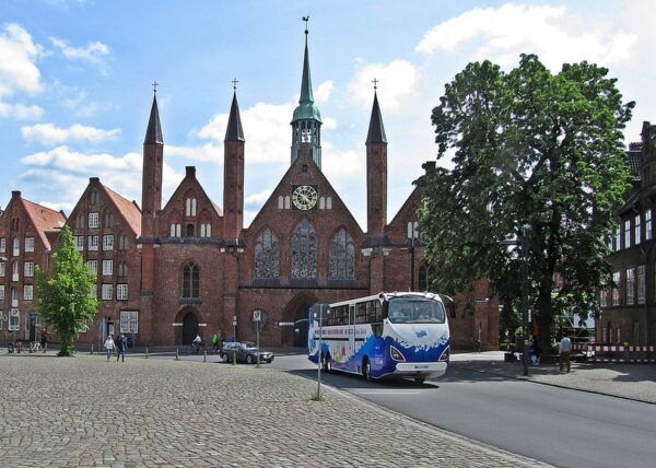 Lübeck: 1-Hour Splash Bus City Tour - Frequently Asked Questions
