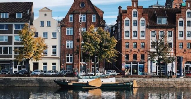 Lübeck: Architecture and Local Craft Private Guided Tour - Uncovering the Stories of Lübeck and Its Residents