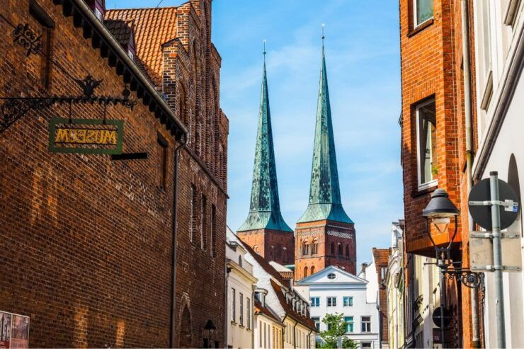 Lübeck: City Exploration Game and Tour - Experience