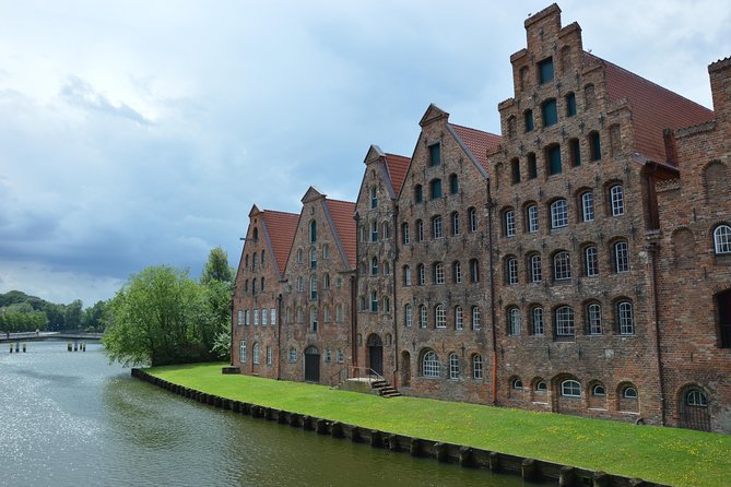 Lübeck Day Trip From Hamburg By Train With Private Guide And Lunch - Cancellation Policy