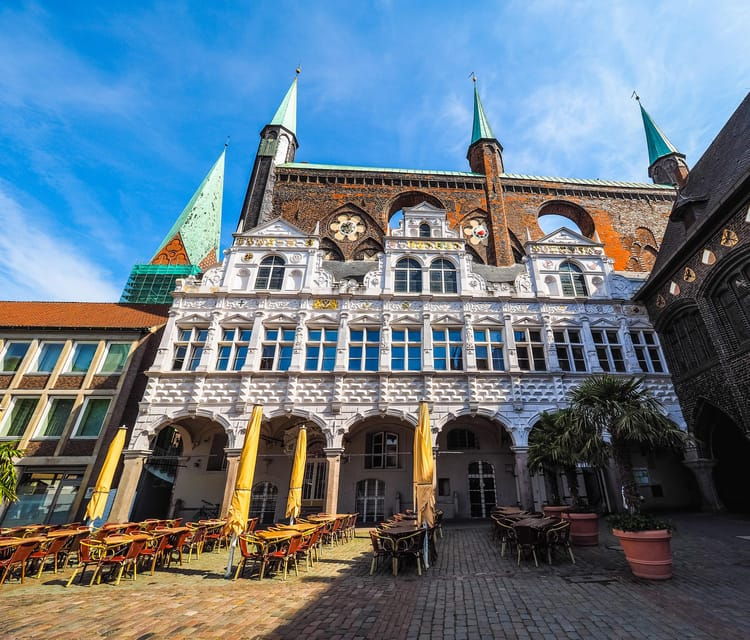 Lübeck: Express Walk with a Local - Insider Tips and Local Recommendations