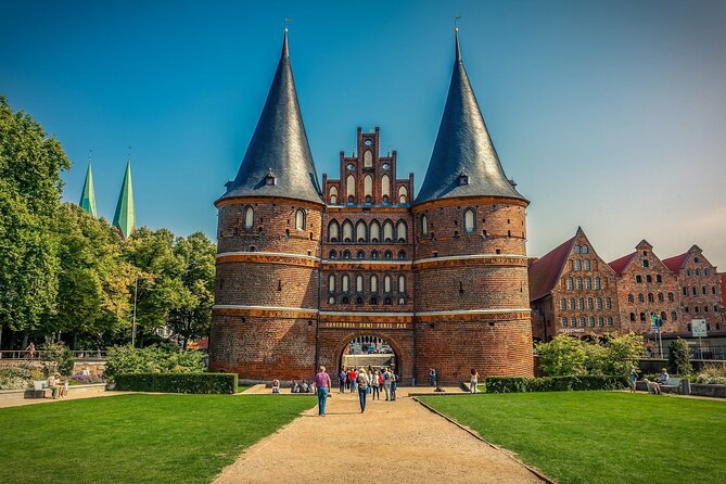 Lubeck Private Walking Tour With A Professional Guide - Visitor Reviews