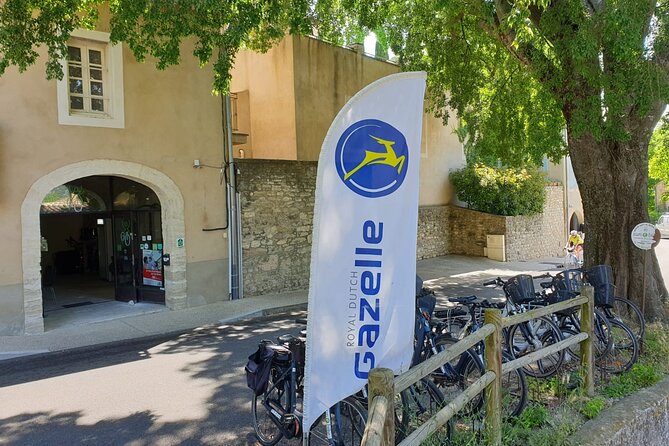 Luberon Electric Bike Rental From Bonnieux - Rolling Vineyards and Lavender Fields