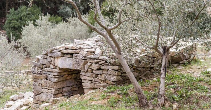 Luberon: Lagnes Bike Adventure - Route Description