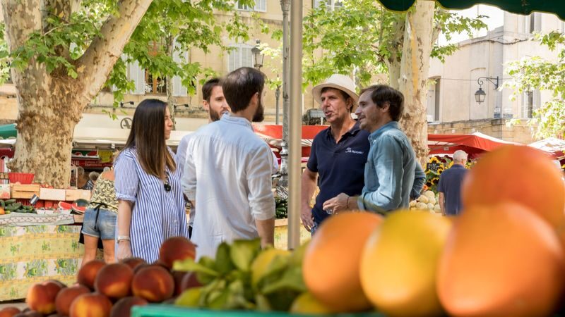 Luberon Market and Villages Tour from Marseille or Aix en Provence - Gordes: a market on Tuesdays, views on other days