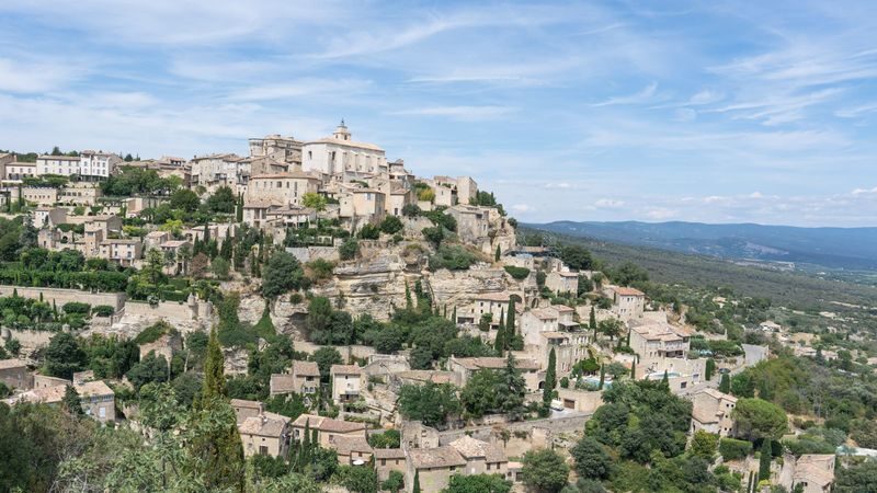 Luberon Market and Villages Tour from Marseille or Aix en Provence - Who should take this tour?