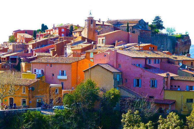 Luberon Villages Day Trip From Aix En Provence - Common Questions