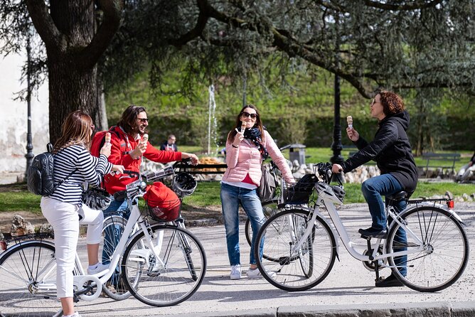 Lucca Bikes and Bites With Food Tastings for Small Groups or Private - Inclusions
