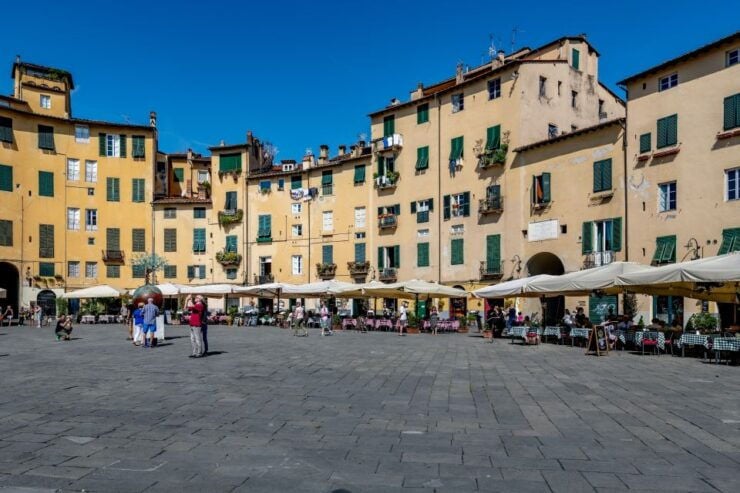 Lucca: Guided Small Group Highlights Walking Tour - Activity Details and Benefits