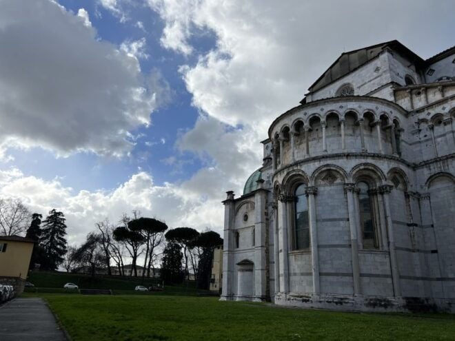 Lucca: Guided Small Group Highlights Walking Tour - Practical Information