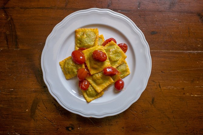 Lucca Home Cooking Experience: Pasta and Tiramisù - Positive Feedback and Hospitality