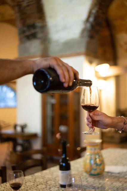 Lucca Market Tour & Authentic Aperitivo at a Locals Home - Good To Know