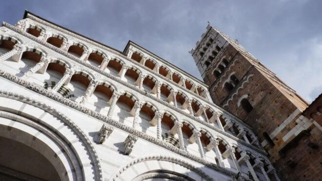 Lucca: Private Tour Historical Center, Monuments and Legends - Itinerary Highlights