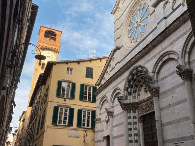 Lucca: Private Tour Historical Center, Monuments and Legends - Inclusions