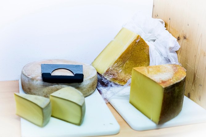 Lucerne "CH" Experience: Cheese, Chocolate, Chapel Bridge & Château - Subtopic 1: Tour Highlights