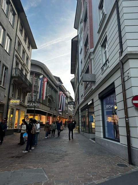 Lucerne: City Highlights Private Tour With Transfer - Itinerary Highlights