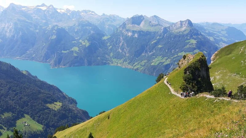 Lucerne: Guided Day Hike to Lucerne Ridge & Lake Views - Reaching Fronalpstock and the Ultimate View