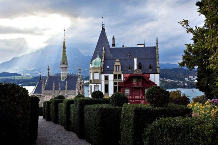 Lucerne Lakeside and Villas Private Walking Tour - Activity Details