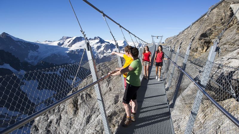 Lucerne Old Town and Mt. Titlis Day Tour with Transport - From Zurich to Lucerne’s old town