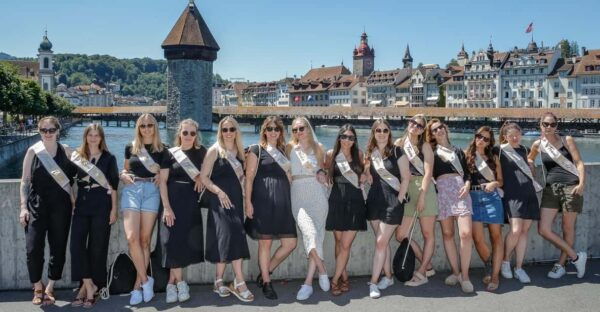 Lucerne: Photoshoot in Town - Instructor Credentials