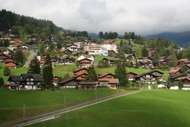 Lucerne: Private Transfer to Interlaken & Grindelwald - Pricing and Group Size