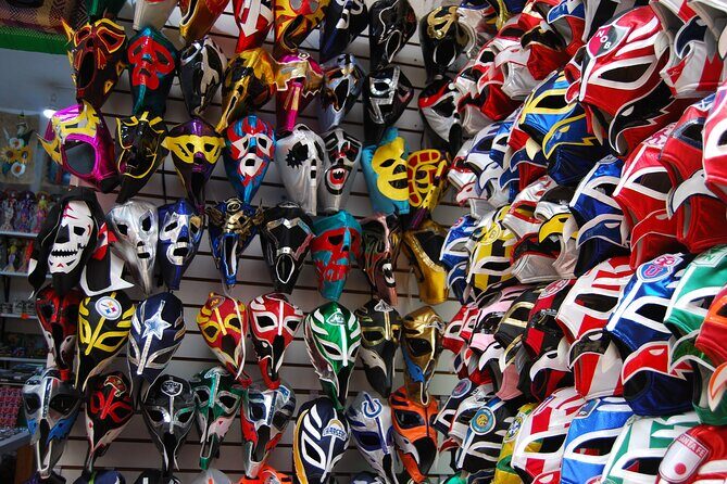 Lucha libre show & Pulque tasting by bicycle - An Authentic Ride Through Mexico City: Lucha Libre Show & Pulque Tasting by Bicycle