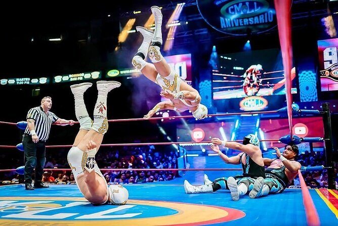 Lucha Libre VIP EN Front Row at Arena México - Introduction