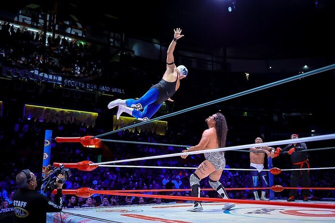 Lucha Libre VIP EN Front Row at Arena México - Good To Know  