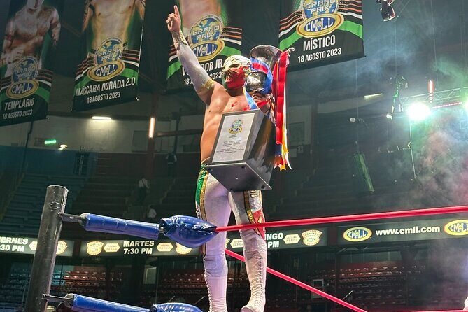 Lucha Libre VIP EN Front Row at Arena México - Analyzing the Value