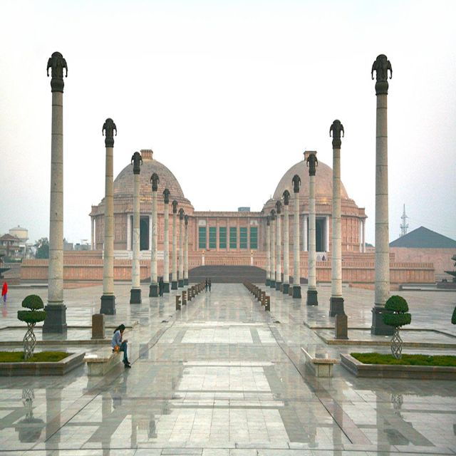 Lucknow Airport Transfer - Frequently Asked Questions