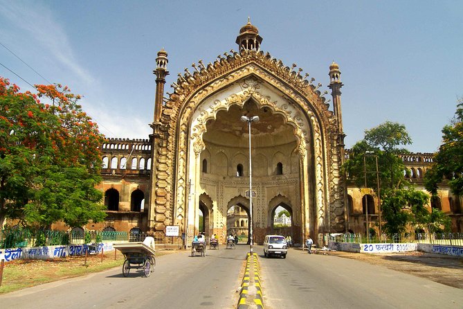 Lucknow City Tour (Lunch, Pickup & Drop at Hotel) - Reviews