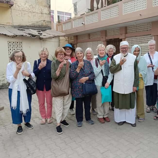 Lucknow: Nawab's Ancestral Home Visit with Traditional Meal - Introduction
