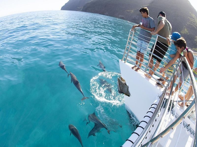 Lucky Lady Deluxe Na Pali Adventure in Hawaii - What the afternoon route offers