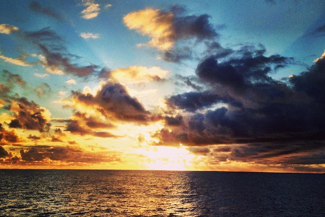 LUCKY LADY - Deluxe Na Pali Sunset Snorkel Tour - Tips for a Memorable Experience