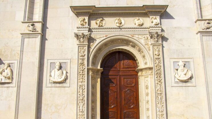 Lugano: Private Exclusive History Tour With a Local Expert - Tour Booking Details