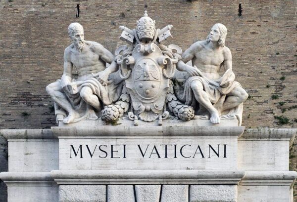 Luggage Storage Close to Vatican Museums and Sistine Chapel - Frequently Asked Questions
