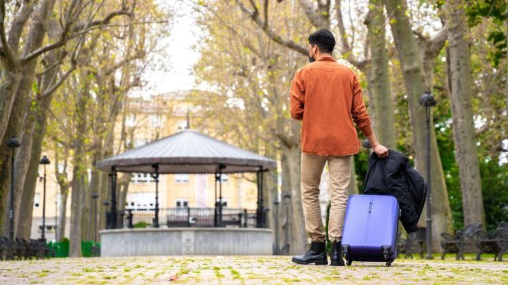 Luggage Storage Montreal - Benefits of Luggage Storage Services